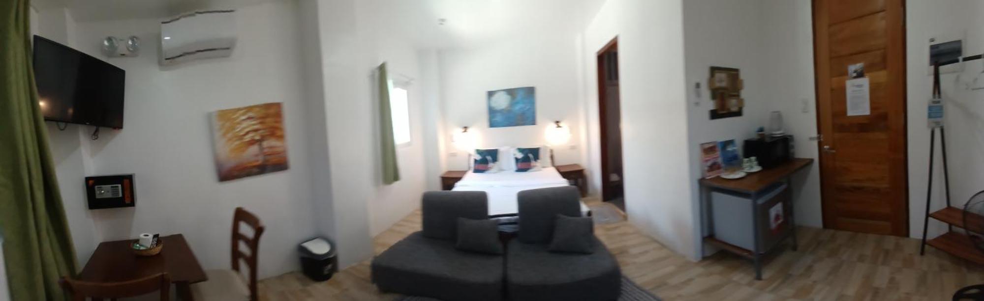 Strandhaus Condotel Moalboal Exterior photo